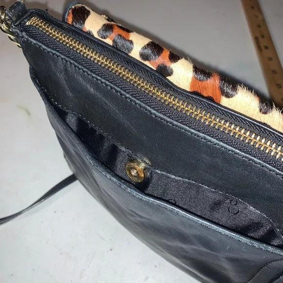 Women's Calvin Klein Black & Animal Print Crossbody Bag Small - Picture 8 of 13
